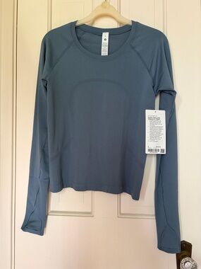 lululemon Swiftly Tech Long Sleeve 2.0 Race Top